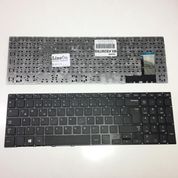 Samsung NP470R5E Klavye