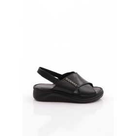 DGN 083 Kadın Çapraz Bantlı Sandalet